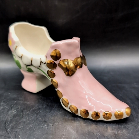 Vintage Porcelain Pink Glazed Pump / Shoe - Floral Decoration Gold Tone Accents - Picture 3 of 13